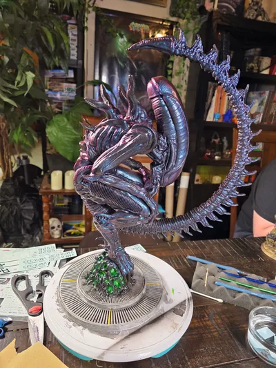 Alien Xenomorph Sculpture